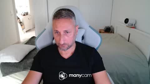 mrdr000 online show from June 9, 2026, 10:27 am
