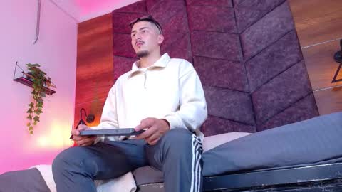 Snapshot of mrfox__ chatting on February 2, 2026, 7:34 pm Mr Fox online show from February 2, 2026, 7:34 pm