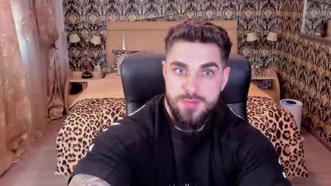 mrkarlhot99 online show from February 12, 2025, 1:16 pm