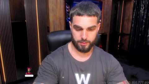 mrkarlhot99 online show from April 28, 2026, 7:02 am