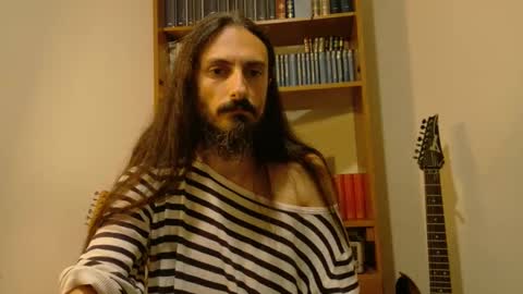 Snapshot of mrkurt86 chatting on December 5, 2024, 6:33 pm mrkurt86 online show from December 5, 2024, 6:33 pm