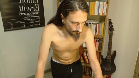 Snapshot of mrkurt86 chatting on January 5, 2025, 5:51 pm mrkurt86 online show from January 5, 2025, 5:51 pm