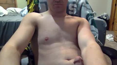 Snapshot of mrlongm8 chatting on February 20, 2026, 6:52 pm mrlongm8 online show from February 20, 2026, 6:52 pm