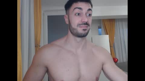 Snapshot of mrluckgx chatting on February 19, 2025, 4:11 pm MrLuck online show from February 19, 2025, 4:11 pm