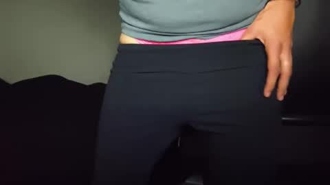 Snapshot of mrplaymate13 chatting on April 15, 2026, 4:52 am your favorite name online show from April 15, 2026, 4:52 am