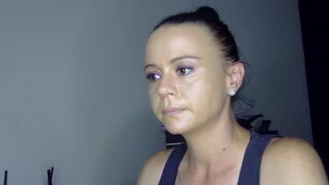 mrs_bunny_swing online show from April 1, 2026, 11:33 am