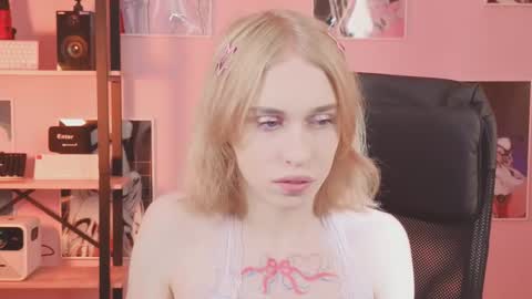 Barbie online show from October 3, 2025, 6:32 am