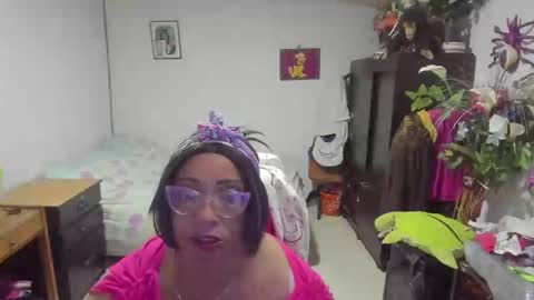 mrs_mommy online show from February 24, 2025, 8:03 pm