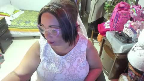 mrs_mommy online show from March 5, 2025, 5:18 pm