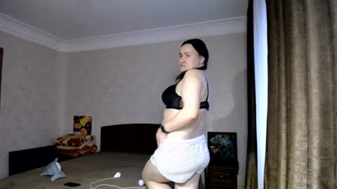 Snapshot of mrs_smith__ chatting on July 18, 2026, 5:50 pm mrs_smith__ online show from July 18, 2026, 5:50 pm