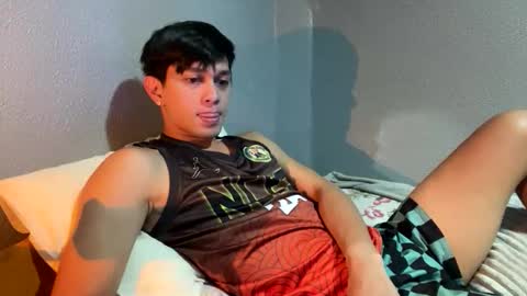 Snapshot of mrshawn95 chatting on April 3, 2026, 5:22 pm shawn online show from April 3, 2026, 5:22 pm
