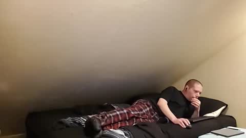 mrxhere online show from December 14, 2025, 3:06 pm