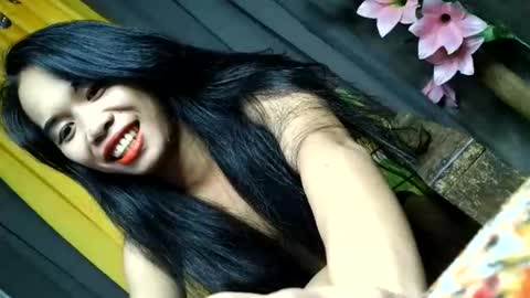 ms_maxine69 online show from November 7, 2025, 4:18 pm