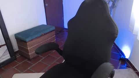 Sofia online show from October 17, 2025, 3:58 pm