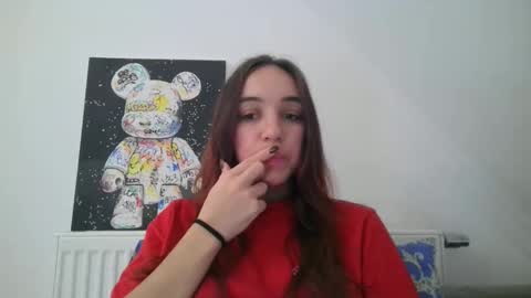 ms_sophiee online show from October 18, 2025, 3:57 pm