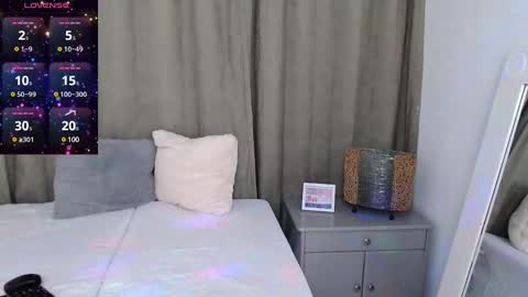 Valentina  online show from December 6, 2024, 11:36 pm