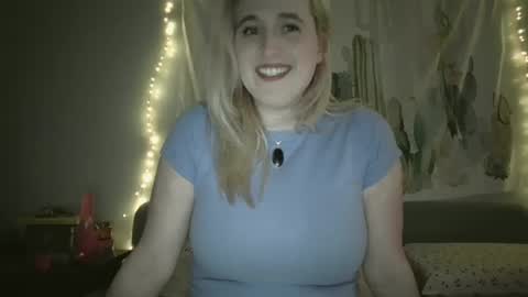 msclairewhatever online show from October 10, 2025, 5:17 am