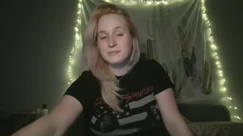 msclairewhatever online show from December 1, 2025, 7:35 am