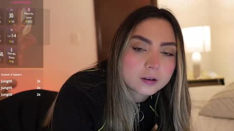 Sophie  online show from May 27, 2026, 6:49 pm