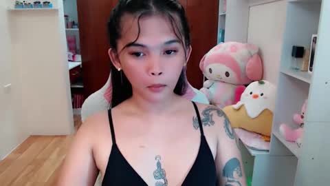 tefany online show from October 27, 2025, 2:43 pm