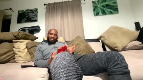 Snapshot of mt_visuals chatting on January 8, 2025, 1:42 am mt visuals online show from January 8, 2025, 1:42 am