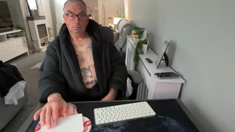 mtb1697 online show from October 8, 2025, 8:34 am