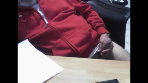 mtwpaul online show from October 2, 2025, 2:24 pm