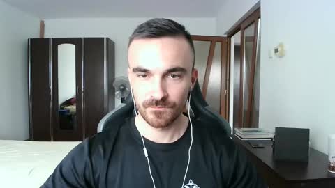 Victor online show from October 14, 2025, 11:44 am