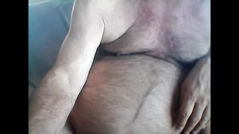 Snapshot of muff3ater chatting on February 4, 2026, 7:09 pm muff3ater online show from February 4, 2026, 7:09 pm