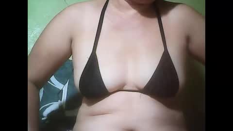 muffy_bunny online show from October 7, 2025, 7:33 pm