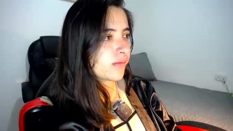 Dani and Alex online show from November 8, 2025, 1:44 pm