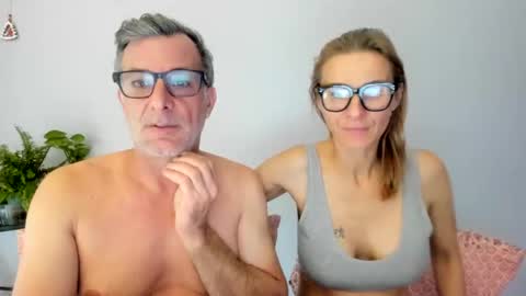 Snapshot of munishpunish chatting on December 11, 2024, 2:54 pm LOVELY JULIA Peter DAY online show from December 11, 2024, 2:54 pm