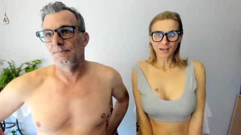Snapshot of munishpunish chatting on January 19, 2025, 3:32 pm LOVELY JULIA Peter DAY online show from January 19, 2025, 3:32 pm