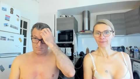 LOVELY JULIA  Peter DAY online show from December 21, 2025, 8:43 am