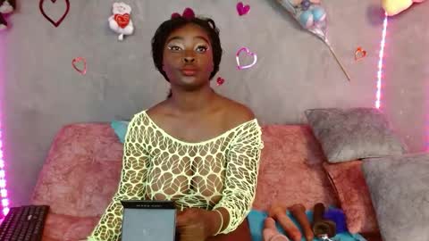 Snapshot of mupitta_sweett chatting on September 17, 2025, 6:53 pm Leidy online show from September 17, 2025, 6:53 pm