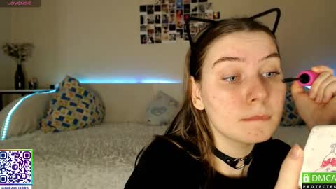 Snapshot of murrrworren chatting on February 25, 2025, 5:52 am Mira online show from February 25, 2025, 5:52 am