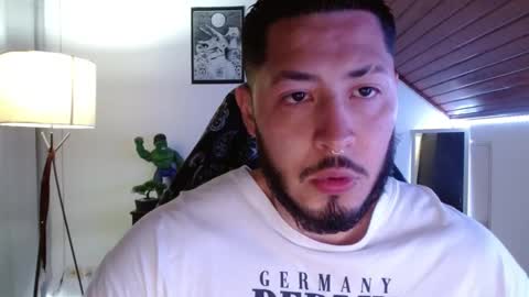 Snapshot of muscle_cock32 chatting on March 4, 2025, 10:02 am David Big online show from March 4, 2025, 10:02 am