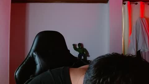 Snapshot of muscle_cock32 chatting on October 14, 2025, 5:36 pm David Big online show from October 14, 2025, 5:36 pm