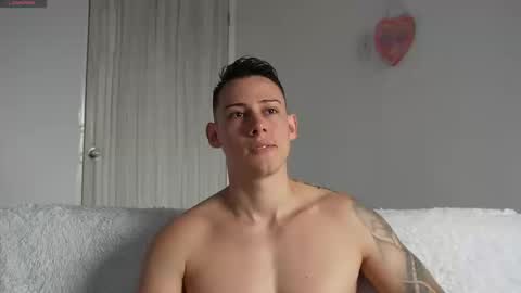 muscle_king_cum online show from March 13, 2026, 1:29 pm