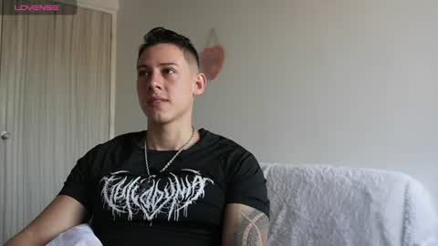 Snapshot of muscle_king_cum chatting on June 24, 2026, 1:54 pm muscle_king_cum online show from June 24, 2026, 1:54 pm