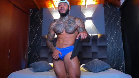 Snapshot of muscle_man19 chatting on December 22, 2024, 4:38 pm Nick online show from December 22, 2024, 4:38 pm