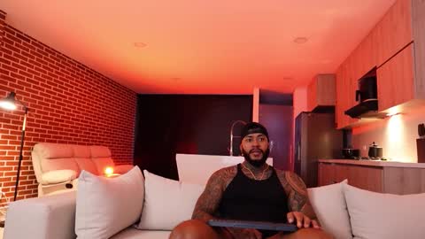 Nick online show from October 8, 2025, 10:57 am