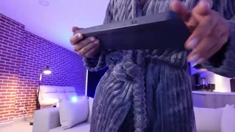 Nick online show from November 14, 2025, 12:26 pm