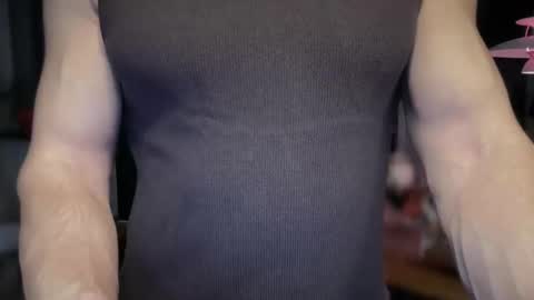 musclehair3 online show from April 17, 2026, 10:46 pm