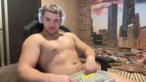 Snapshot of musclephantom chatting on November 4, 2025, 10:20 pm Egor online show from November 4, 2025, 10:20 pm