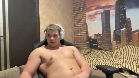 Snapshot of musclephantom chatting on November 13, 2025, 9:25 pm Egor online show from November 13, 2025, 9:25 pm