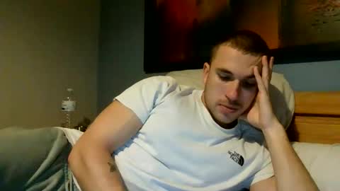 Snapshot of muscleshow00 chatting on January 16, 2026, 7:23 am muscleshow00 online show from January 16, 2026, 7:23 am