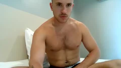 muscleshow00 online show from March 10, 2026, 4:50 am