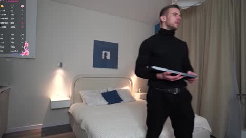 Ivan  online show from December 19, 2025, 3:52 pm