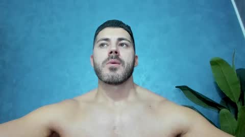 Snapshot of muscularmaster chatting on December 6, 2024, 9:57 pm muscularmaster onlyfans online show from December 6, 2024, 9:57 pm